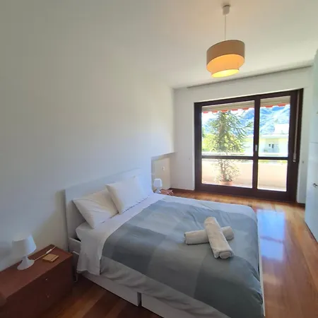 Prudence Apartment Como